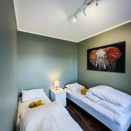 Apartment Holmestrand, Leilighet Pa Bryggekanten