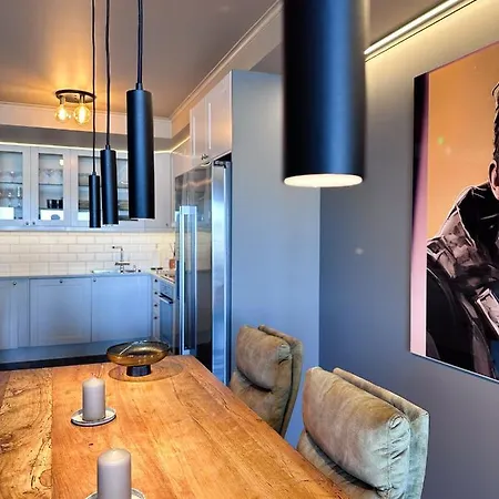 Holmestrand, Leilighet Pa Bryggekanten Apartment *
